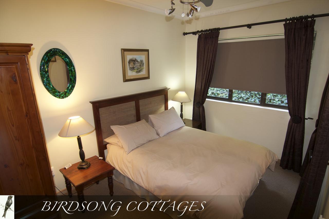 Birdsong Cottage No 9 Champagne Valley ภายนอก รูปภาพ